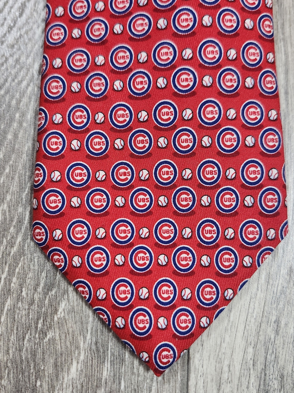 Vineyard Vines Cubs Silk Tie